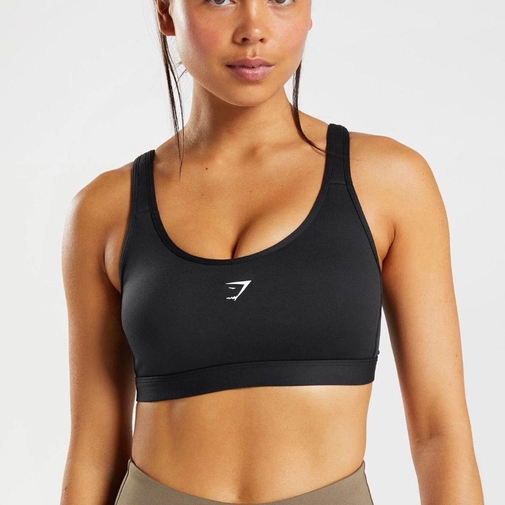 Gymshark Fraction Sports Bra Medium Support Black Small Nwt In Packaging